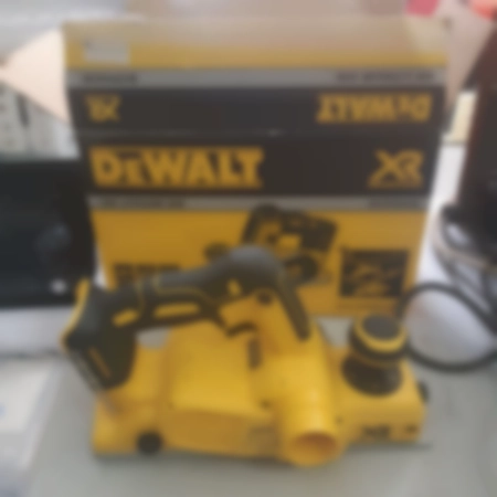 Ремонт рубанков DeWALT